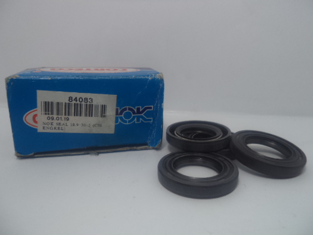 IDLE ARM ASSY HIACE
